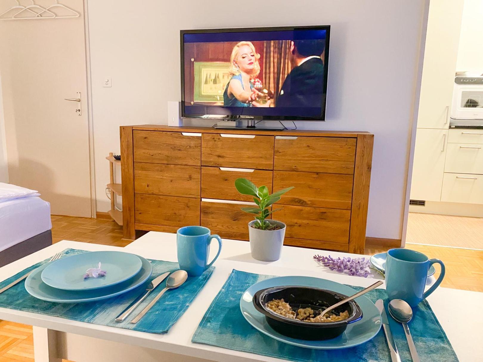 Special Blue Tiger Apartment Basel, Messe Kleinbasel 10-Star ภายนอก รูปภาพ